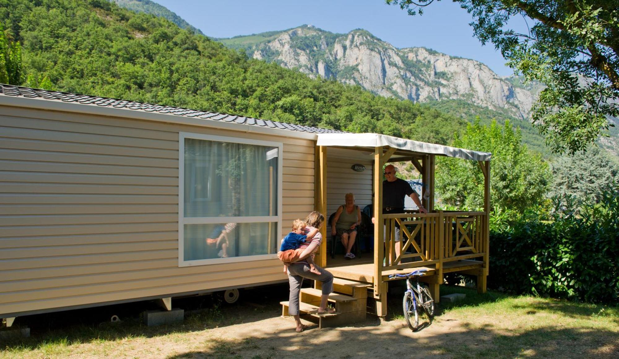 Camping Familial - Parc Aquatique - Grande Aire De Jeux A La Montagne Agos-Vidalos Экстерьер фото